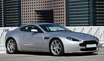 Aston Martin V12 Vantage